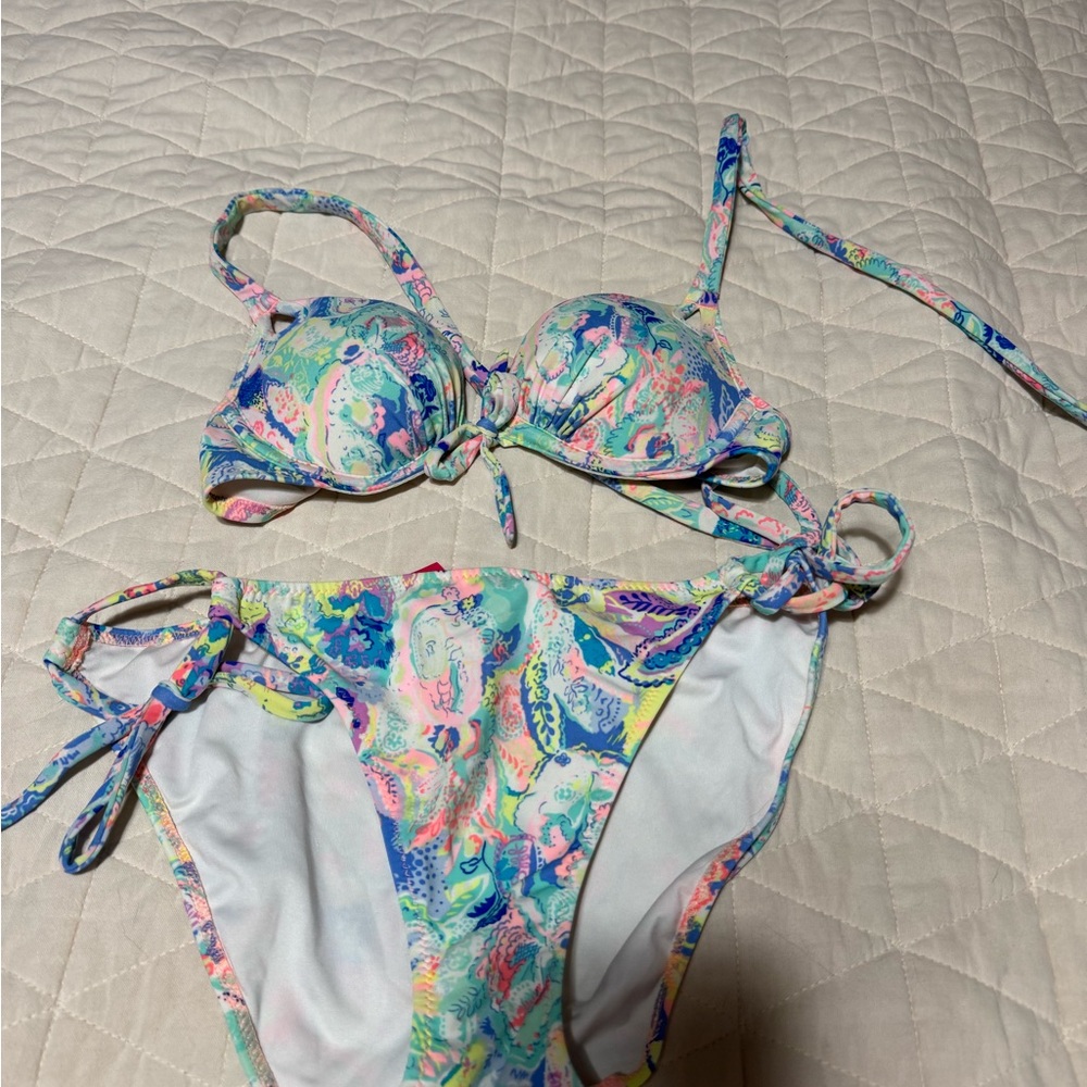 Victorias Secret Bikini - small top medium bottom